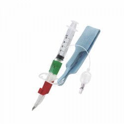 Quicktrack II com Babolenete (cricotireoidostomia)